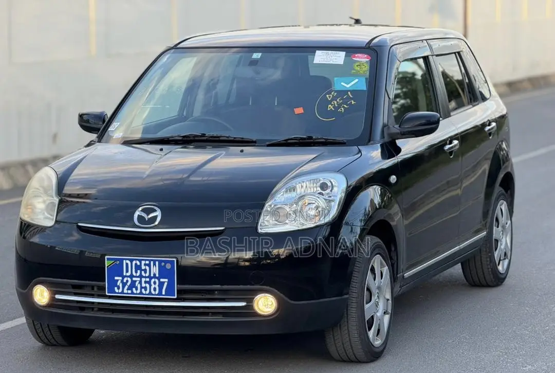 Mazda Verisa 2008 Black
