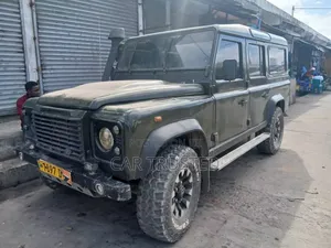Land Rover Defender 110 2.5 TD5 2007 Green