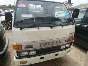 Toyota Dyan