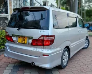 Toyota Alphard 2.4 Petrol AWD 2006 Silver