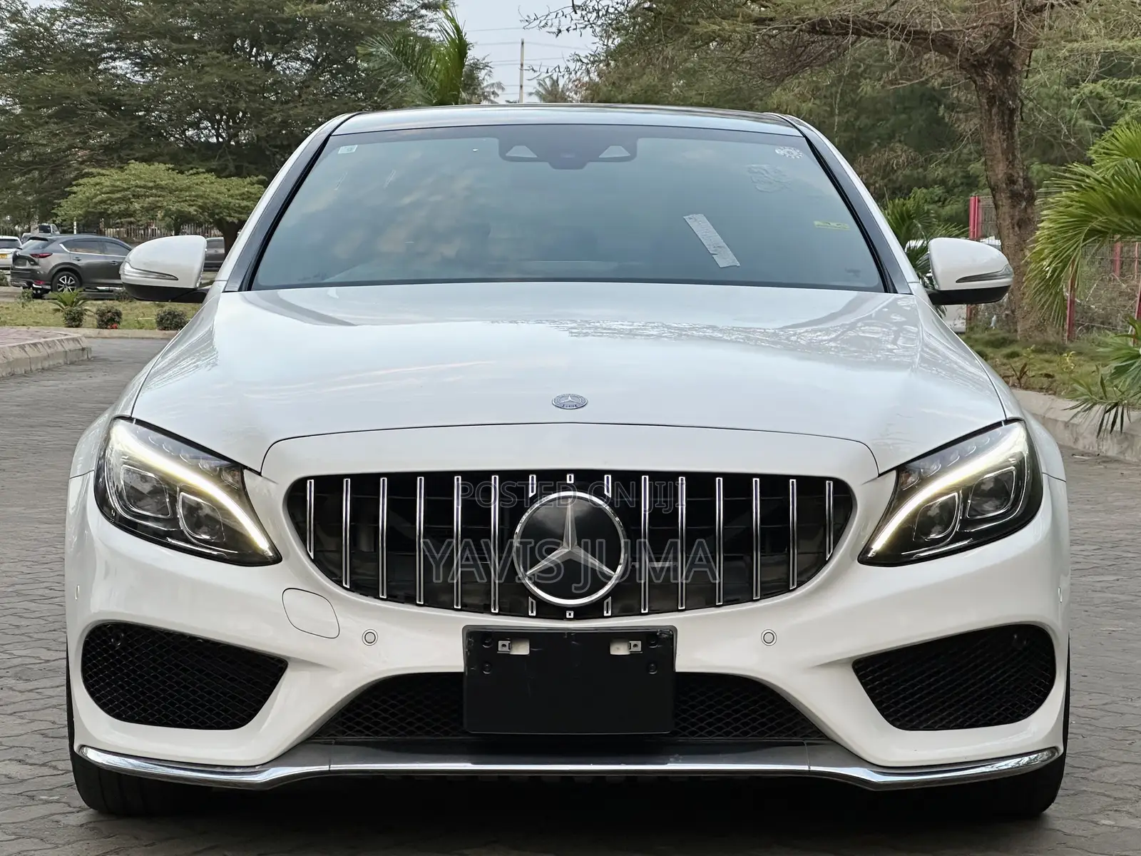 Mercedes-Benz C200 2014 White