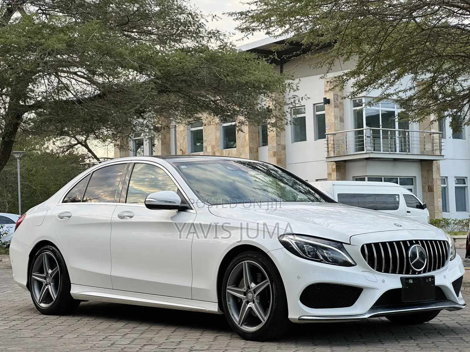 Mercedes-Benz C200 2014 White