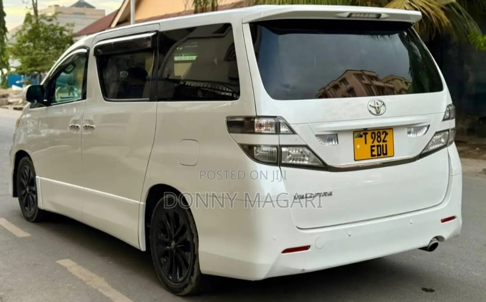 Toyota Vellfire 2020 White