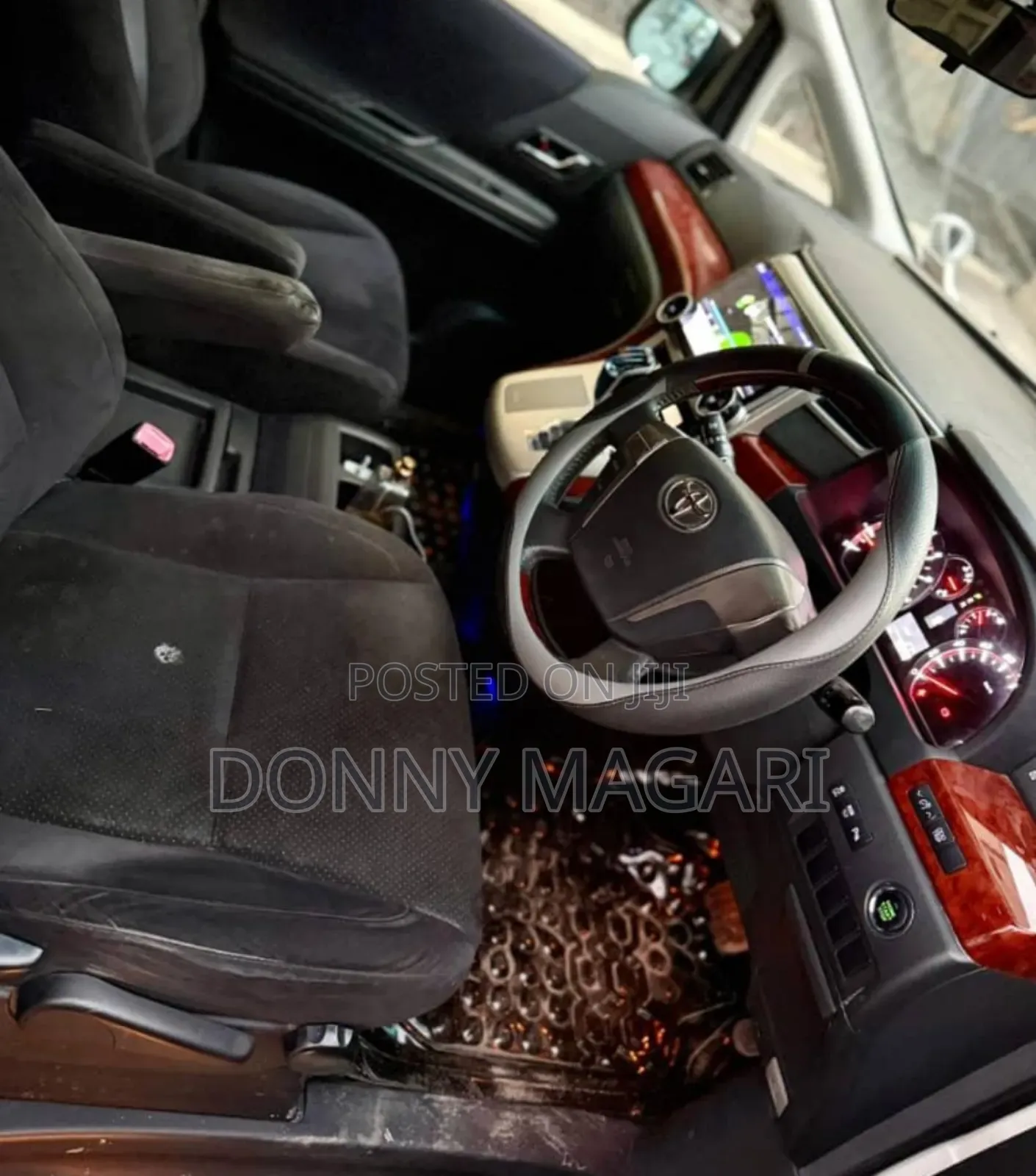 Toyota Vellfire 2020 White
