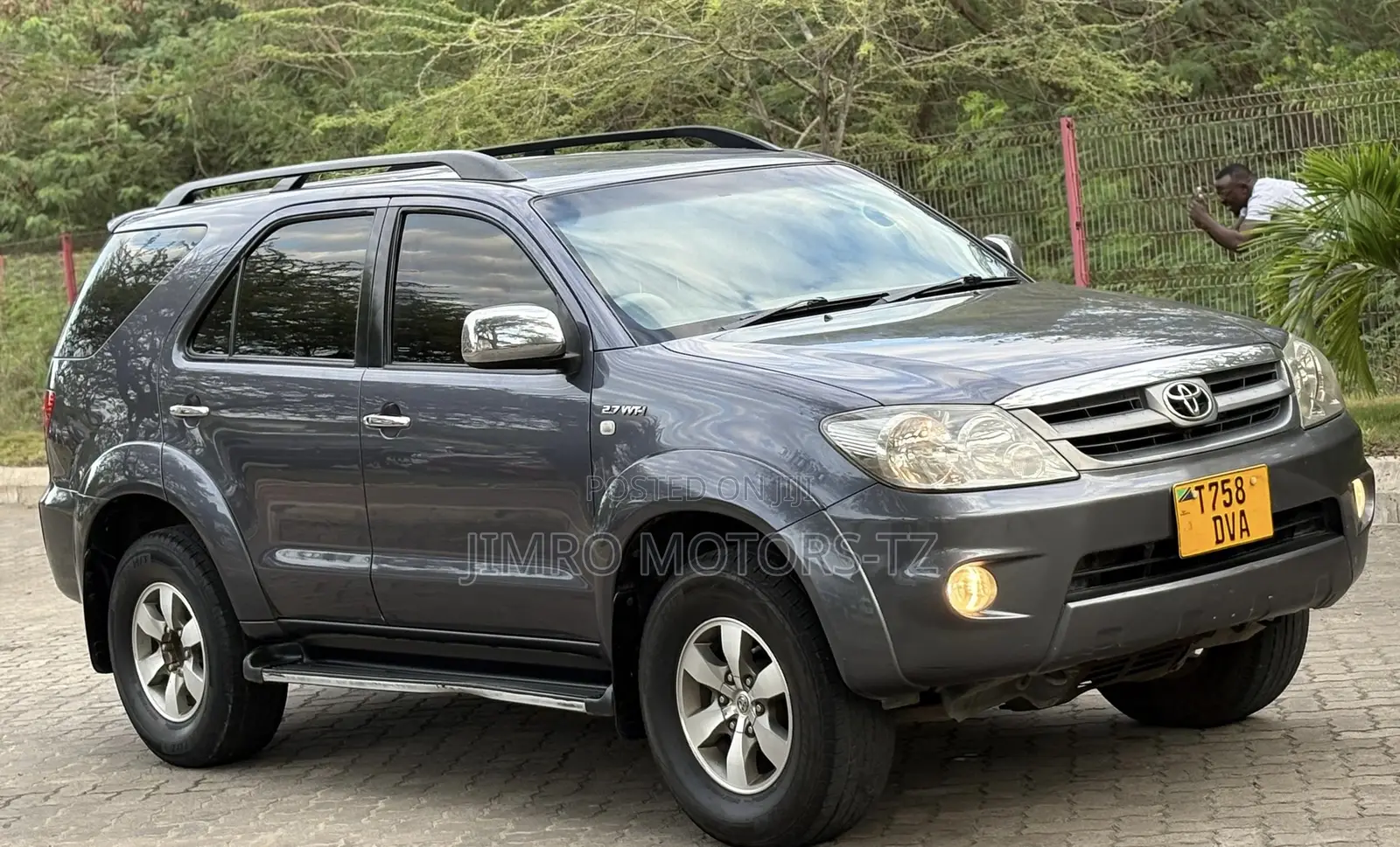 Toyota Fortuner 2006 Gray