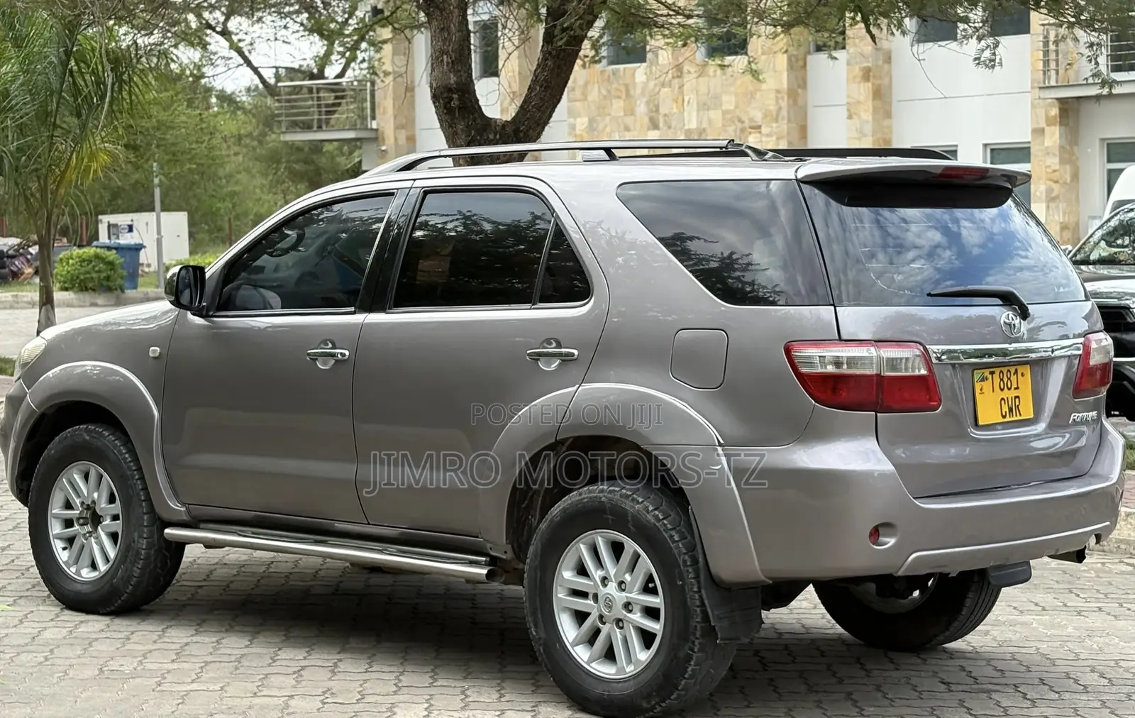 Toyota Fortuner 2006 Burgundy