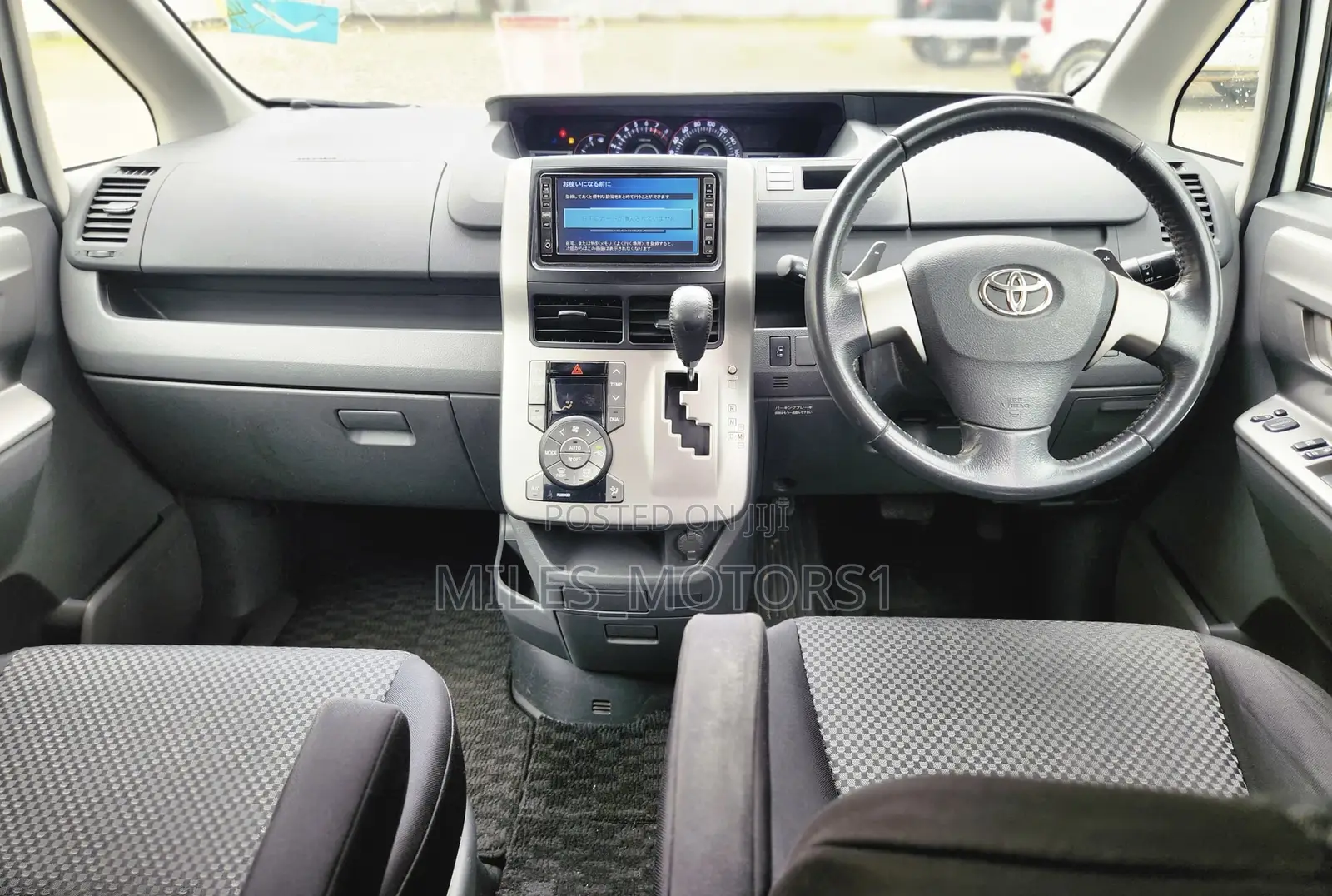 Toyota Noah 2008 White