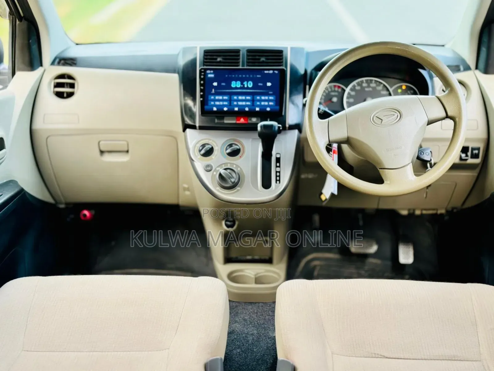 Daihatsu Mira 2010 Silver