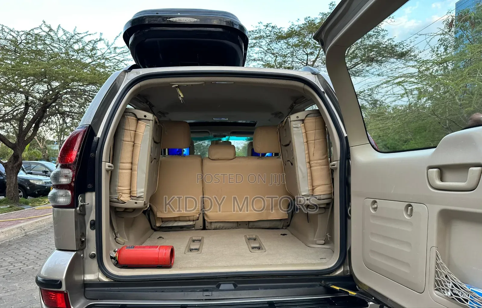 Toyota Land Cruiser Prado 2005 Gold