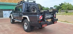 Toyota Land Cruiser 2017 Gray