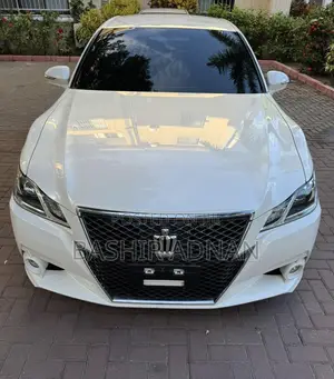 Toyota Crown 2015 White