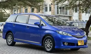 Toyota Wish 2014 Blue