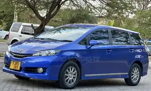 Toyota Wish 2014 Blue