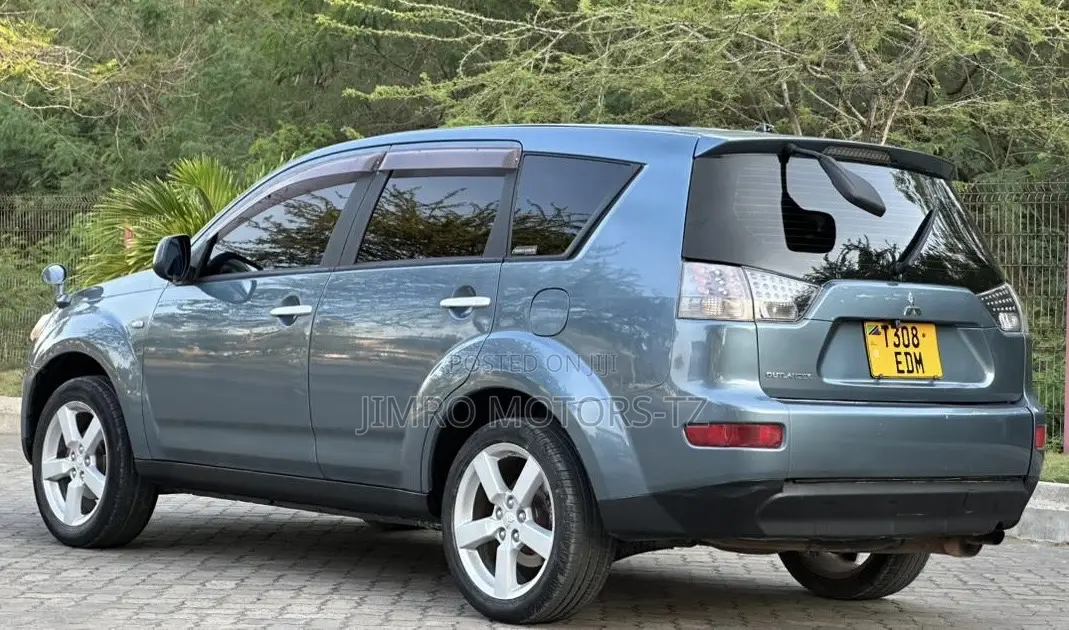 Mitsubishi Outlander 2008 Green