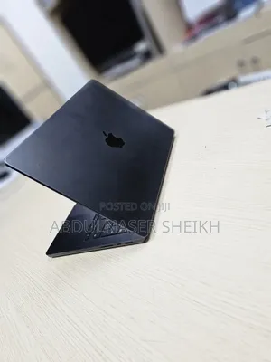Laptop Apple MacBook Pro 2024 M4 14-Inch 24GB Apple M4 SSD 1T