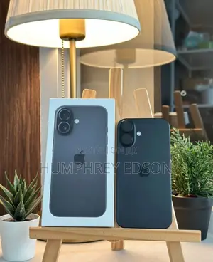 New Apple iPhone 16 128 GB Black