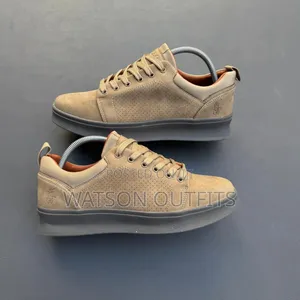 Leather Shoes or Footwears With Completely Smart Looking
