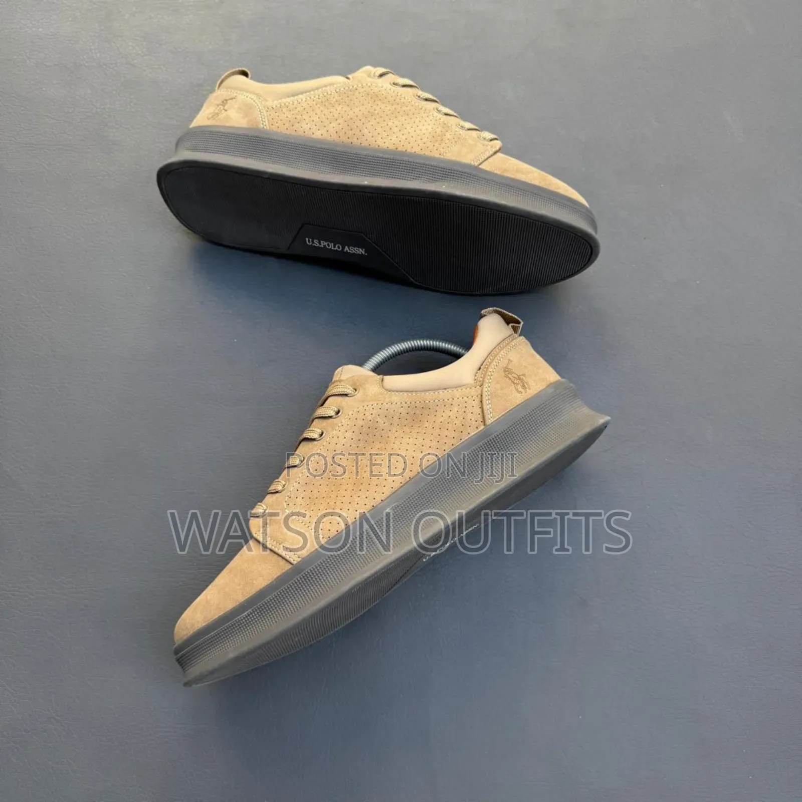 Leather Shoes or Footwears With Completely Smart Looking