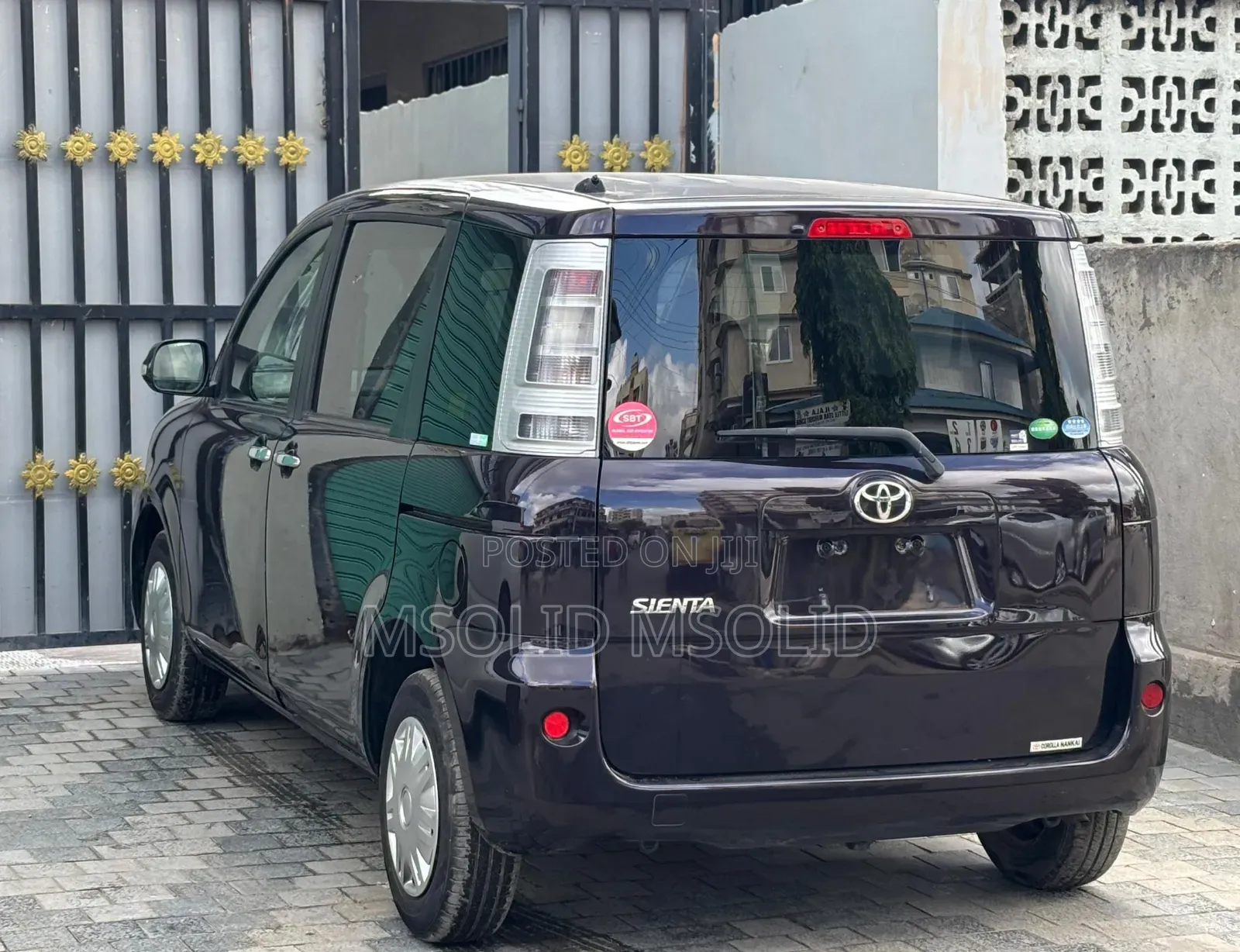 Toyota Sienta 2013 Black