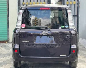 Toyota Sienta 2013 Black