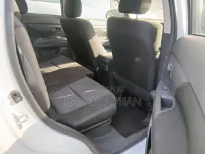 Mitsubishi Outlander 2013 White