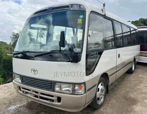 Toyota Coaster 2004 White
