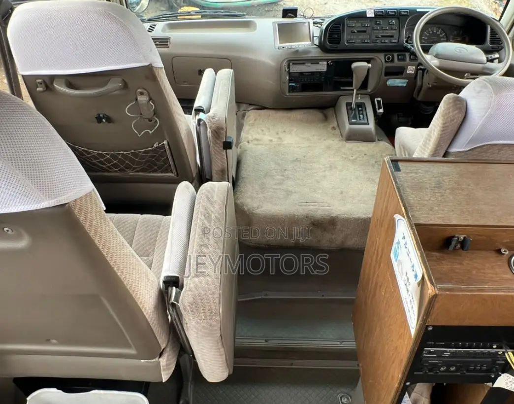 Toyota Coaster 2004 White