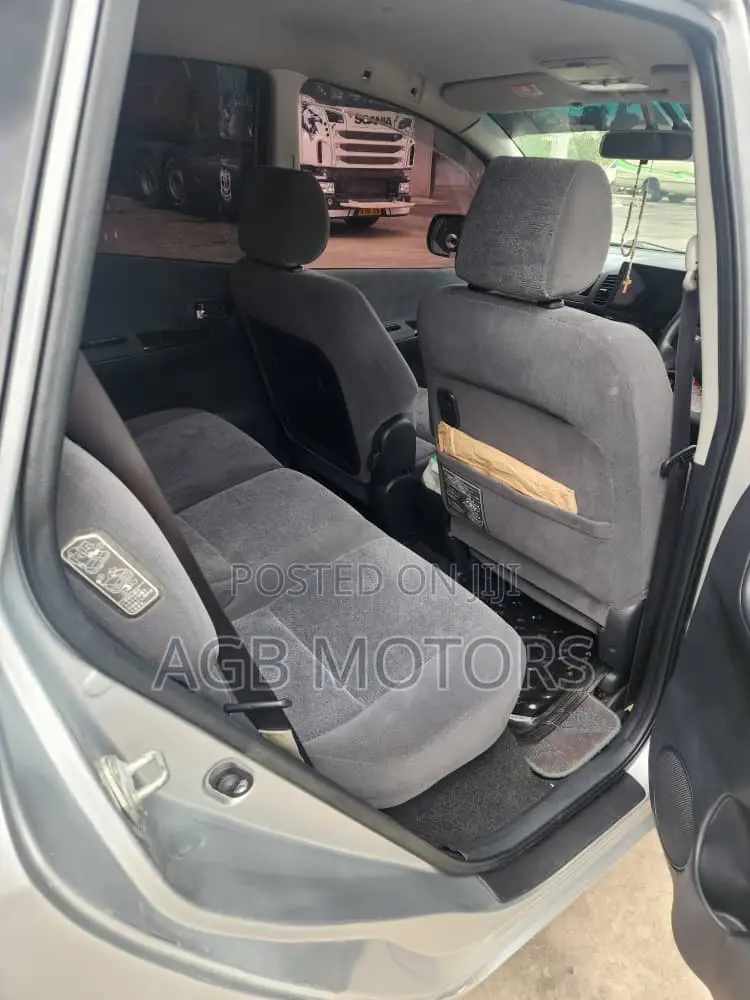 Toyota Corolla Spacio 2006 Silver