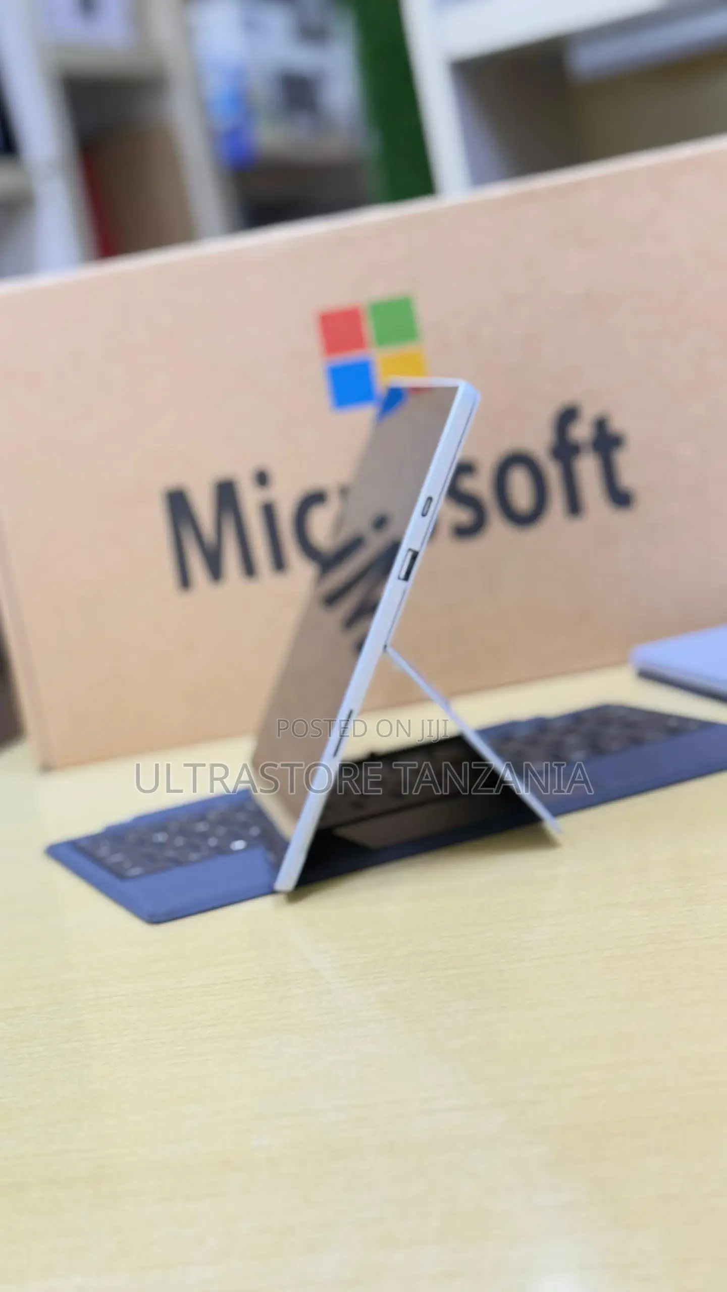 New Laptop Microsoft Surface Pro 7 8GB Intel Core I5 SSD 256GB