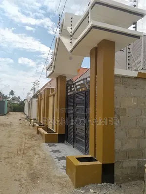 Furnished 4bdrm House in Biriani Real Estate, Chamazi for sale