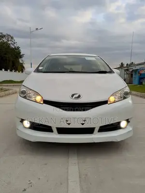 Toyota Wish 2012 White