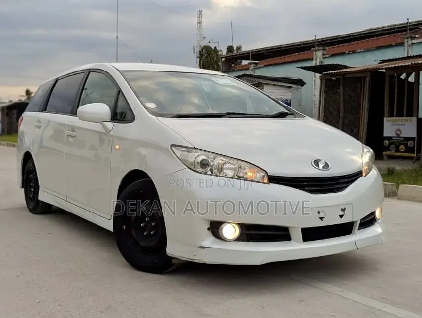 Toyota Wish 2012 White
