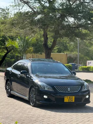 Photo - Toyota Crown 2009 Black