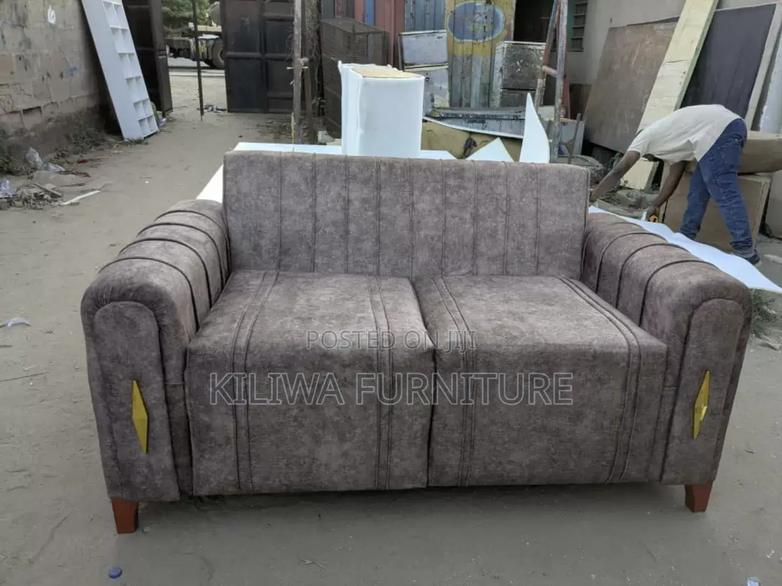Simple Sofa Watu2