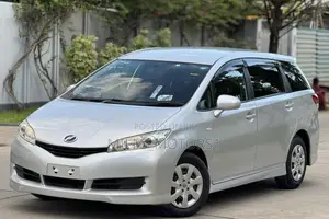 Toyota Wish 2010 Silver