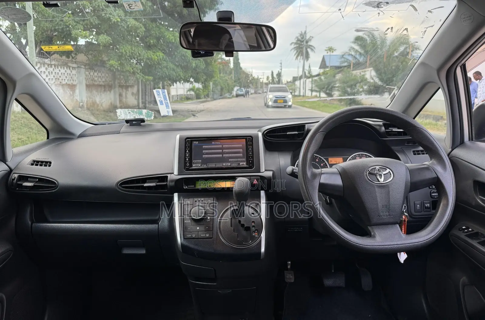 Toyota Wish 2010 Silver