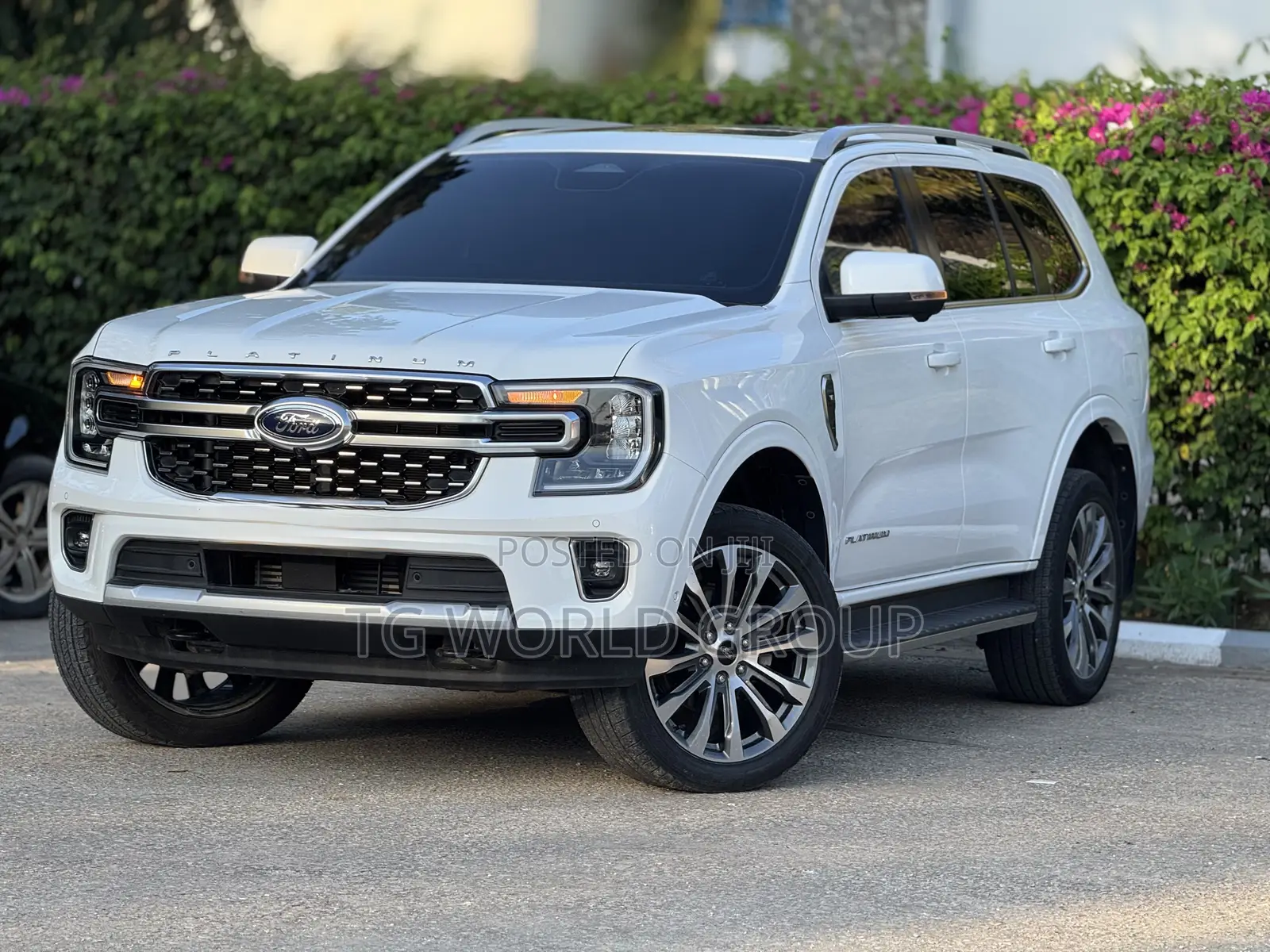 Ford Everest 2024 White