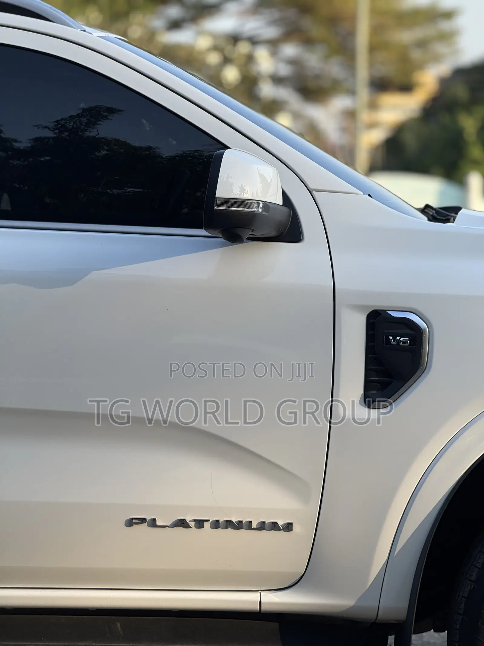 Ford Everest 2024 White