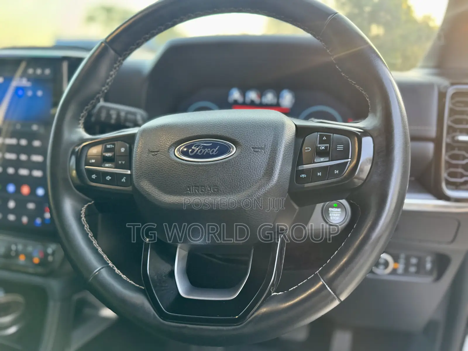 Ford Everest 2024 White
