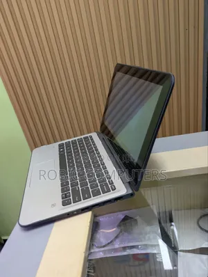 Laptop HP X360 310 G2 4GB Intel SSD 128GB