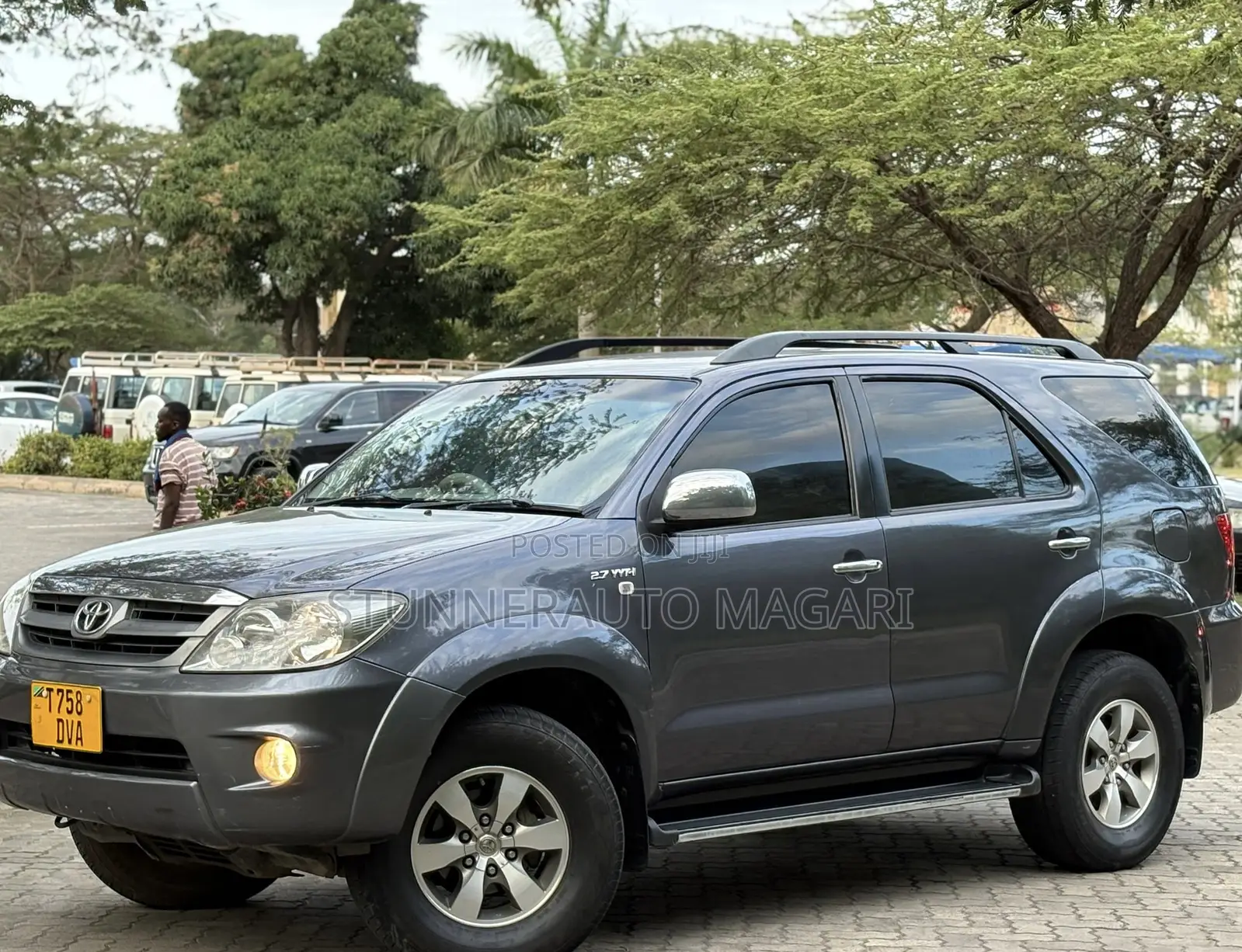 Toyota Fortuner 2006 Gray