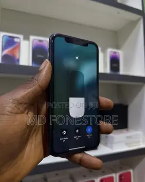 Apple iPhone 11 64 GB Black