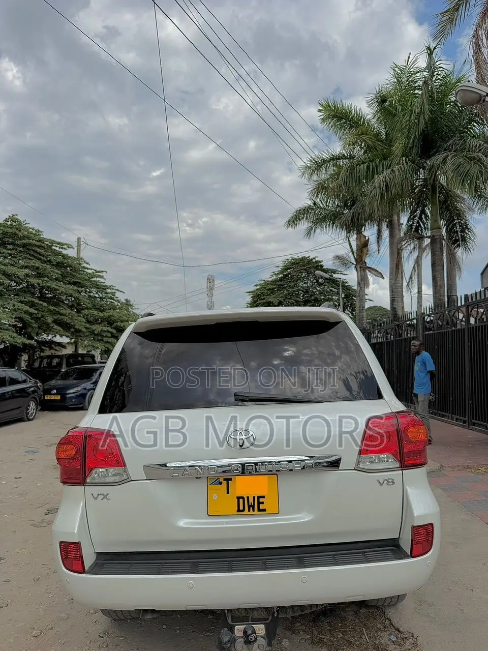 Toyota Land Cruiser 2012 White