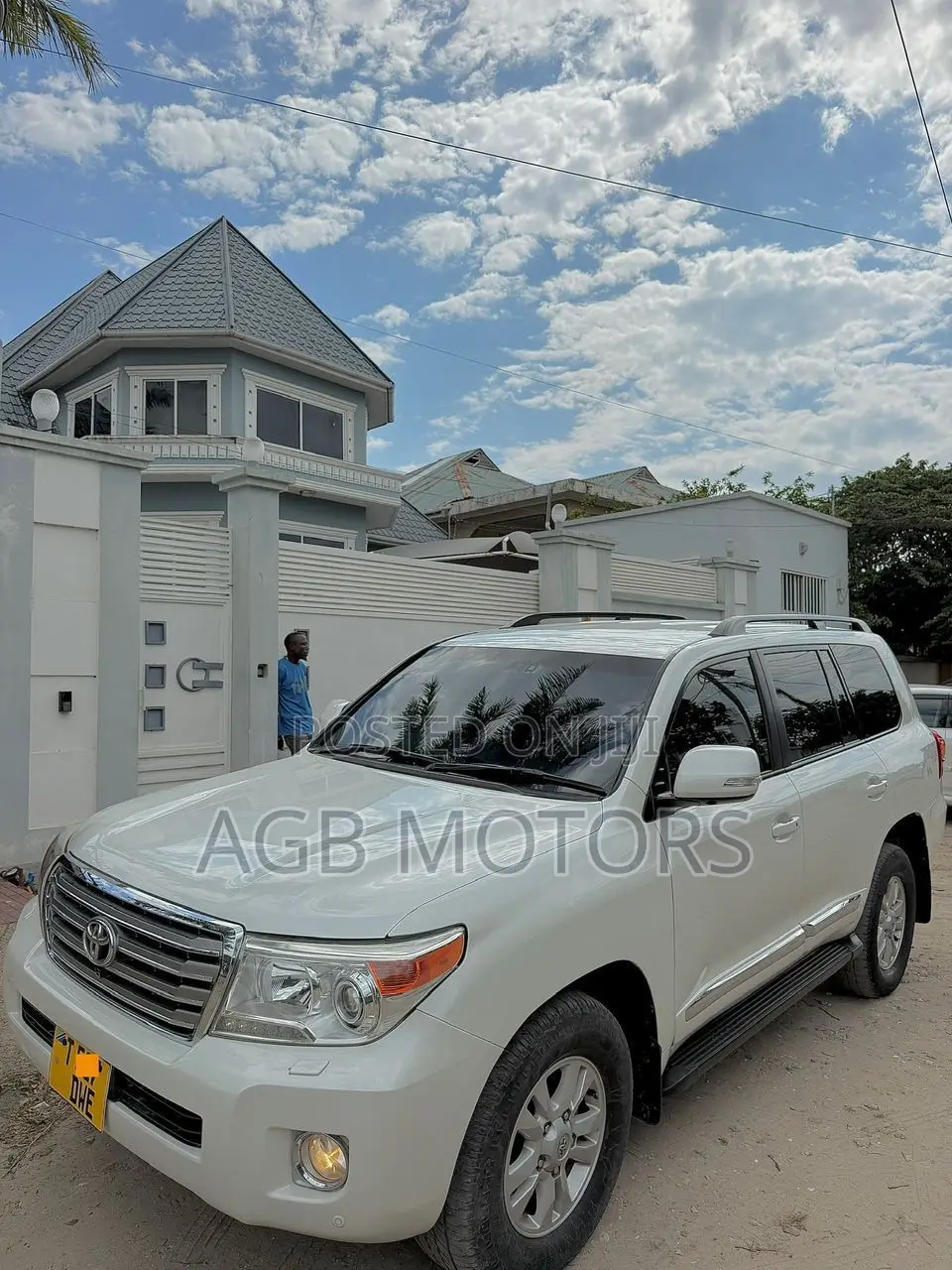 Toyota Land Cruiser 2012 White