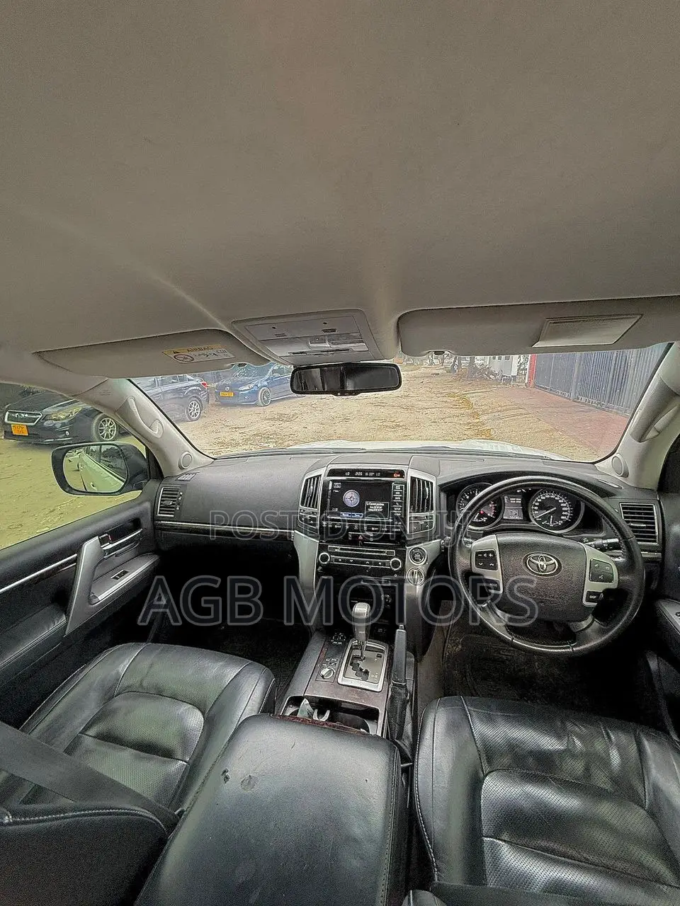 Toyota Land Cruiser 2012 White