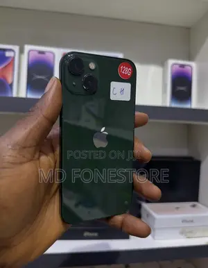 Apple iPhone 13 128 GB Green