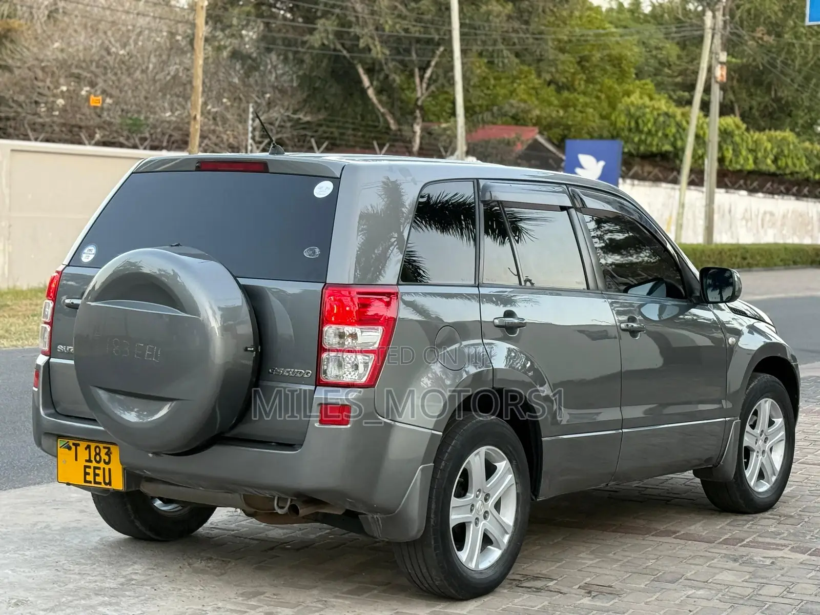 Suzuki Escudo 2013 Gray