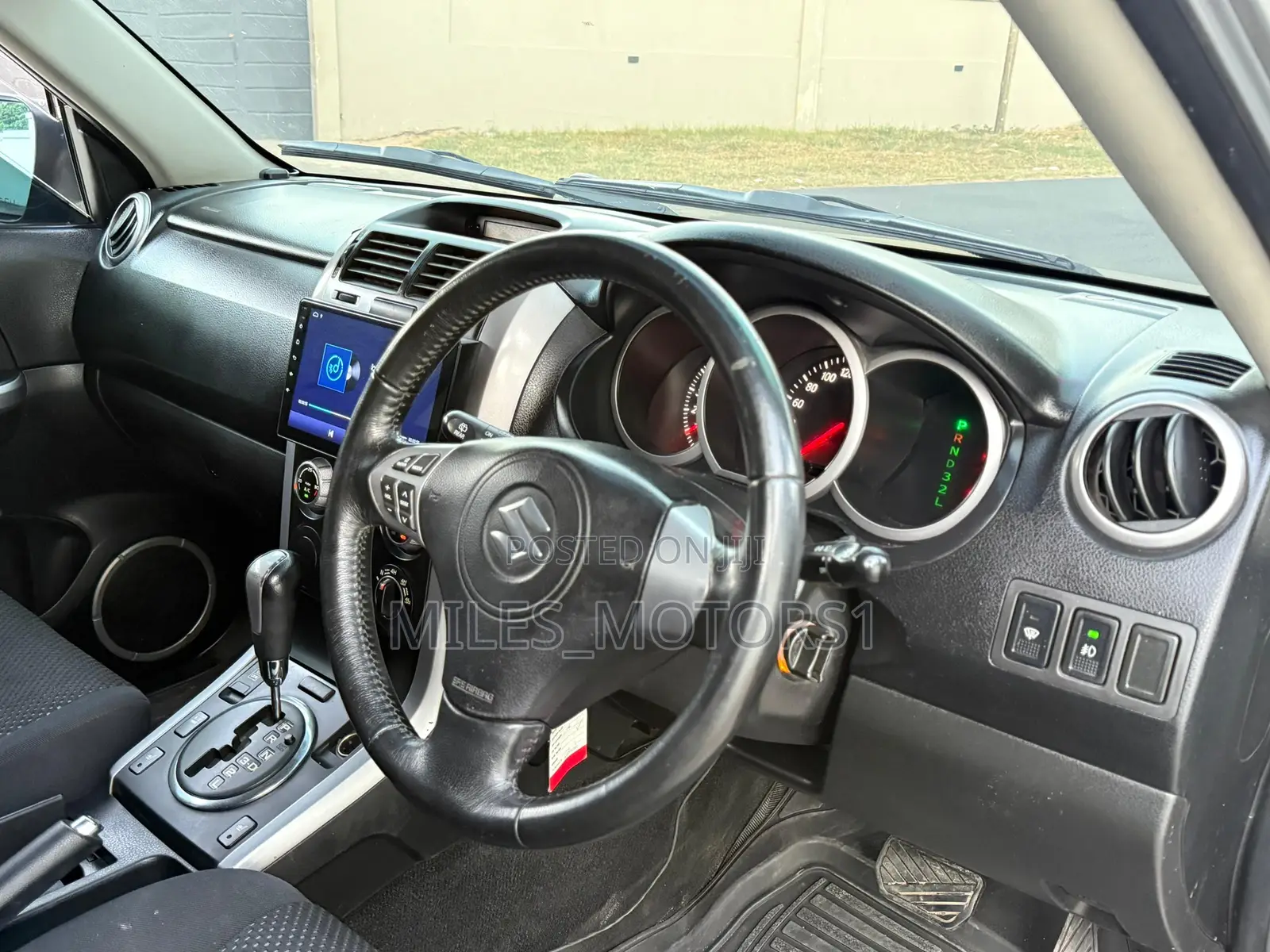 Suzuki Escudo 2013 Gray