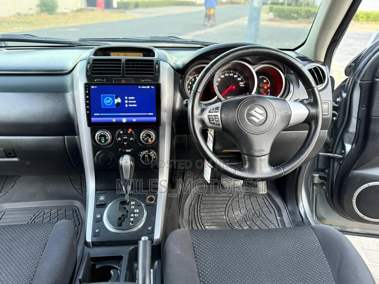 Suzuki Escudo 2013 Gray