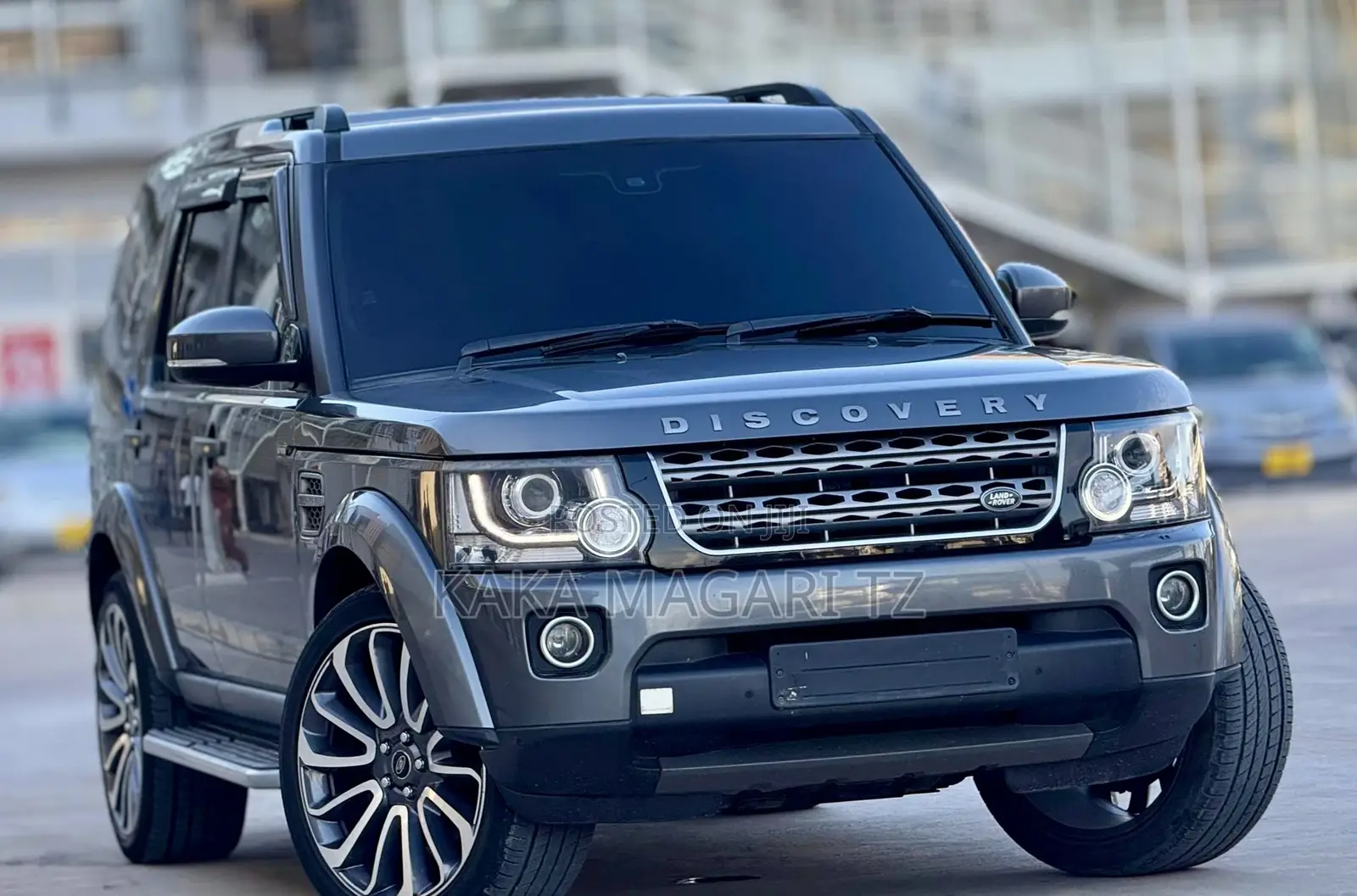 Land Rover Discovery 2014 Gray
